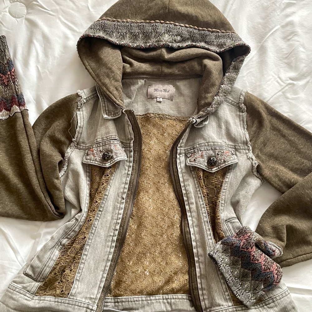 Miss Me Women’s Brown and Gray Jean Jacket - Picture 2 of 4